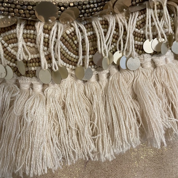 Chico’s, Cream Metallic Beaded and Fringed Large tote bag. New - Picture 2 of 10